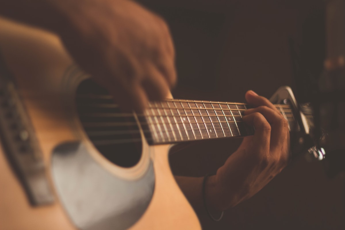 Học guitar ở tuổi nào là hợp lý nhất?